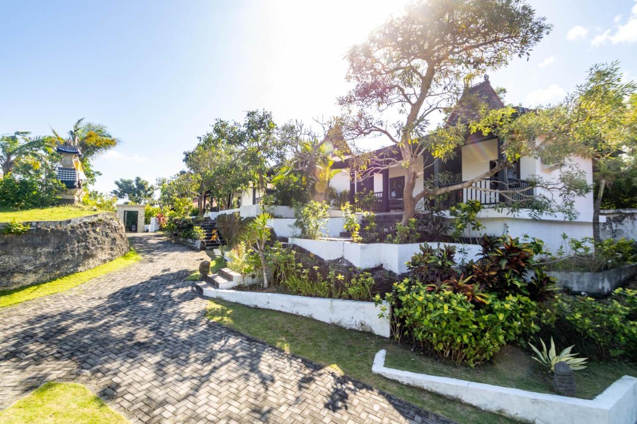 Surya Melasti Exclusive Beach Villa By Sajiwa ウンガサン エクステリア 写真