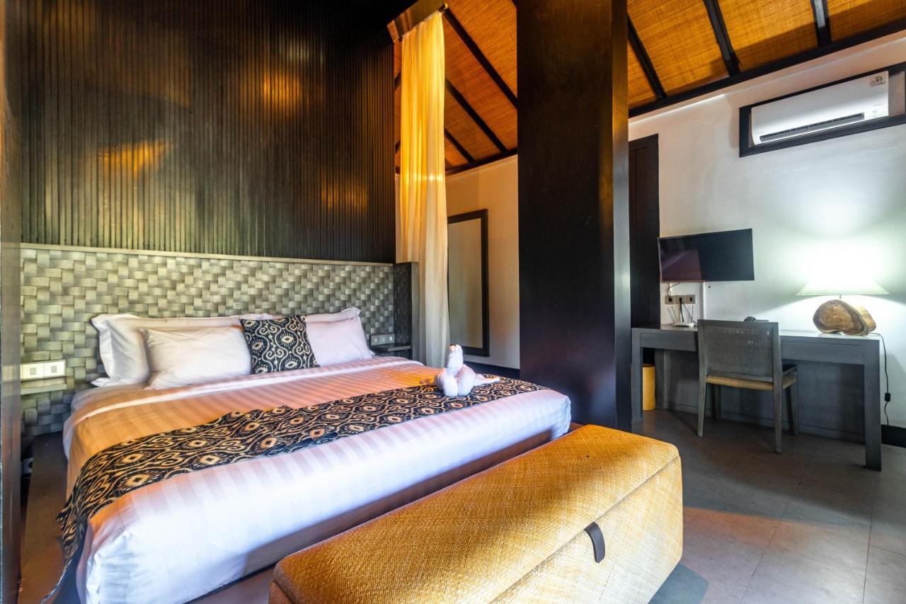 Surya Melasti Exclusive Beach Villa By Sajiwa ウンガサン エクステリア 写真