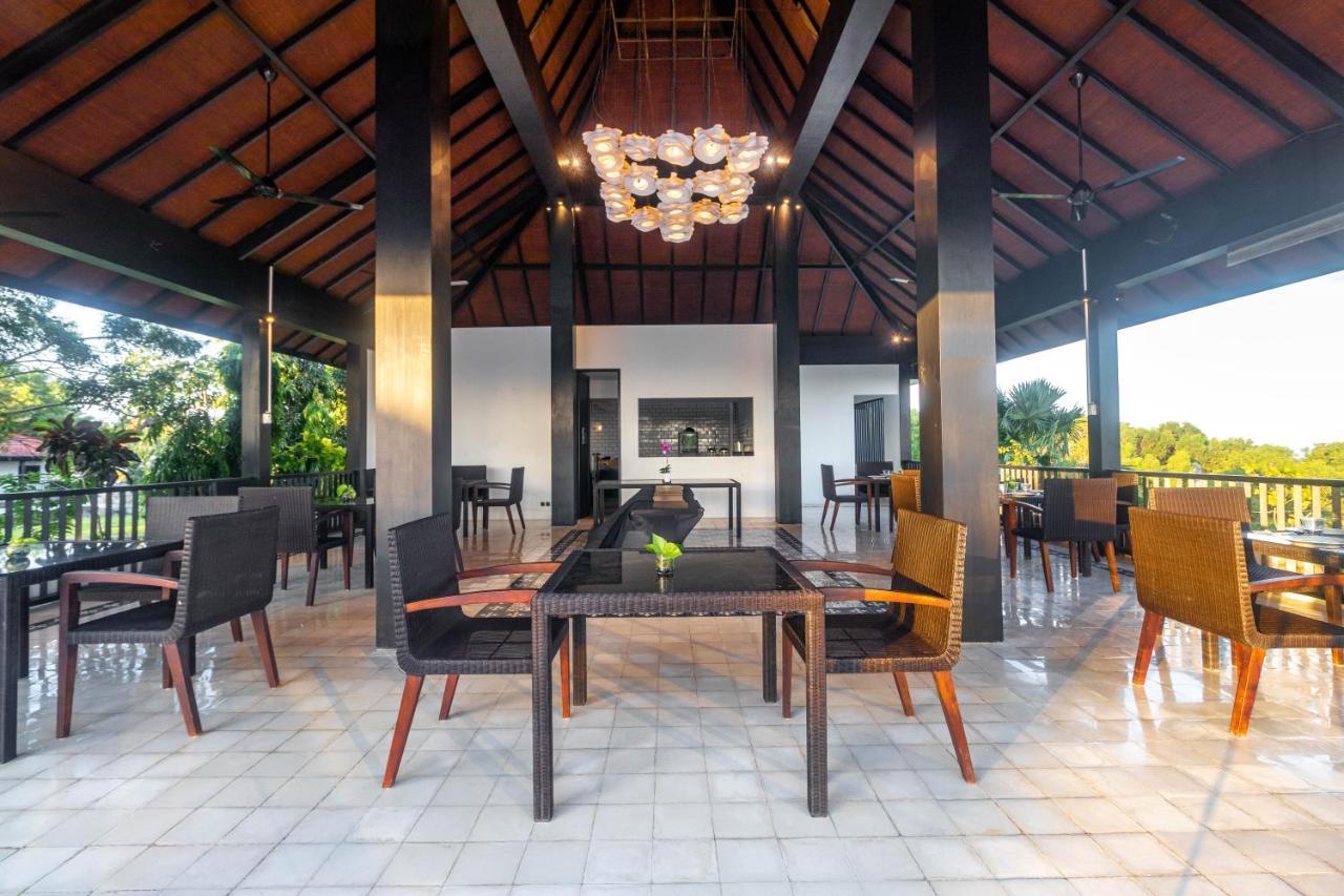 Surya Melasti Exclusive Beach Villa By Sajiwa ウンガサン エクステリア 写真